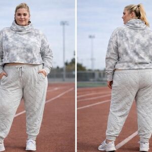 Old Navy Cropped Cowl Neck Sweatshirt – Women’s 2X – Gray Tie-Dye Athleisure